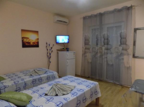 Отель Apartments Las Cabezas  Задар